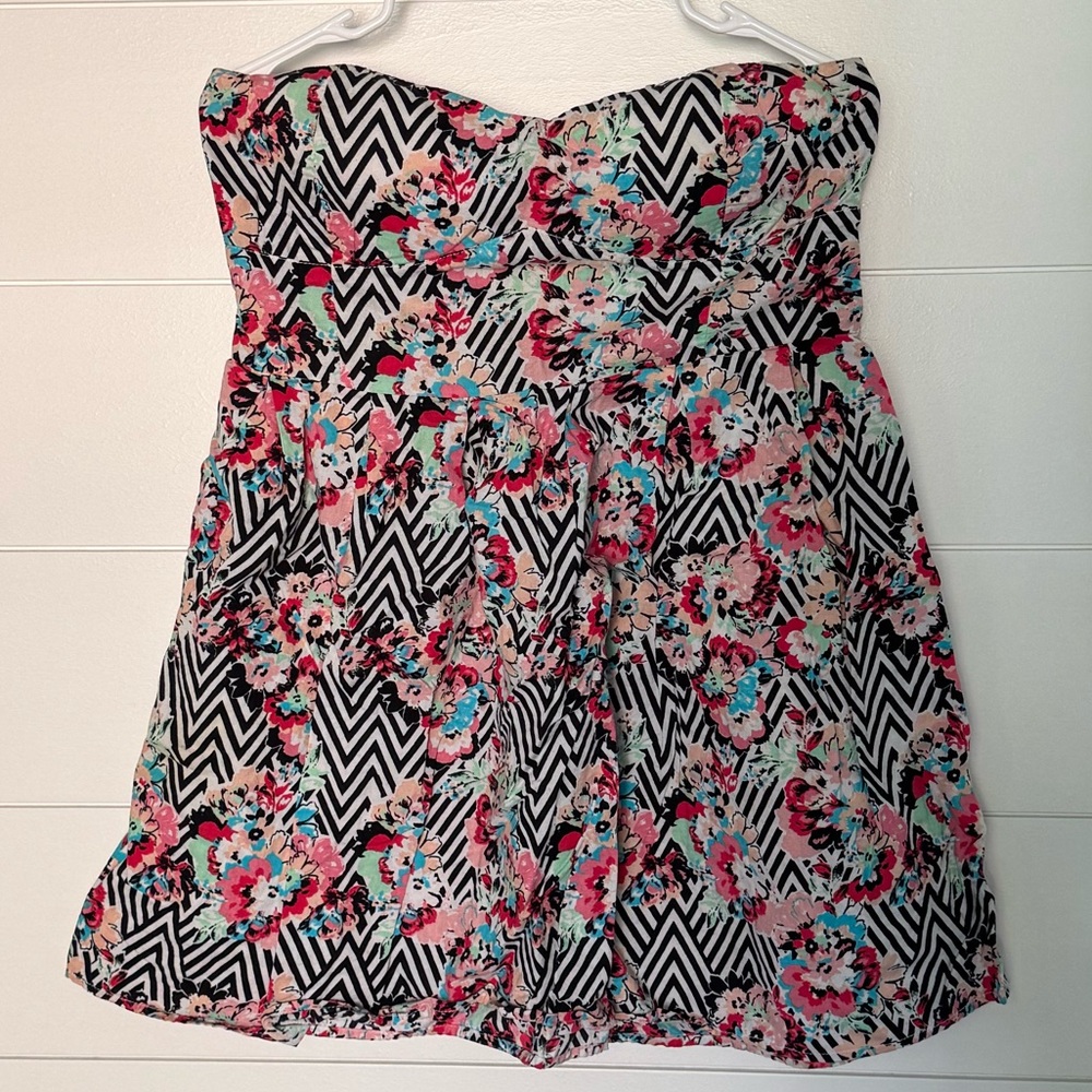 No Boundaries Multicolor Strapless Top, Women’s XXL